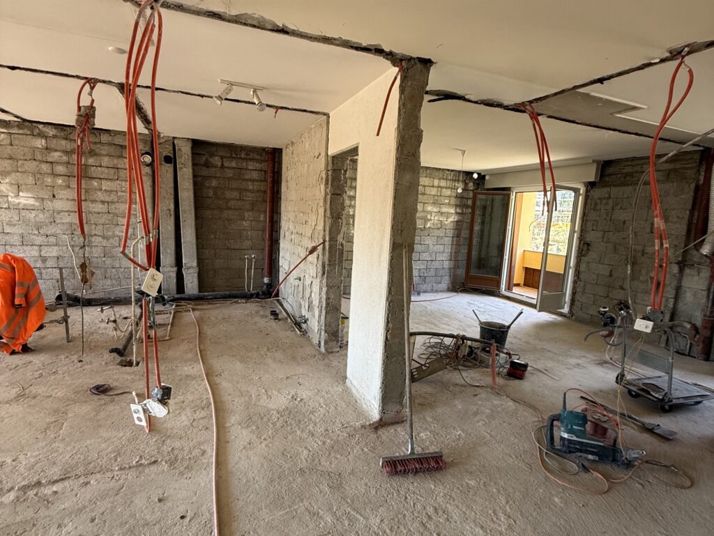 Démolir une cuisine ou une salle de bain avant rénovation